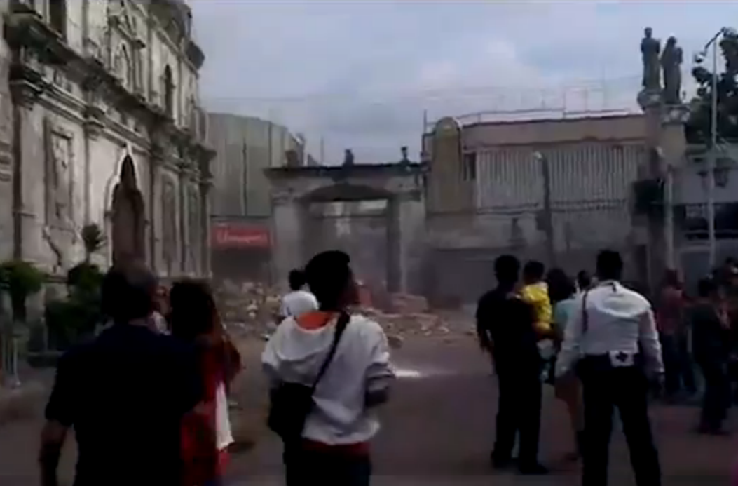 Sto Nino Bell Tower Collapse9.png